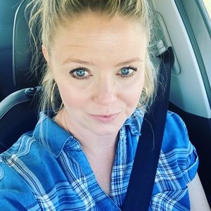 Meet your Posher, Leigh-anne